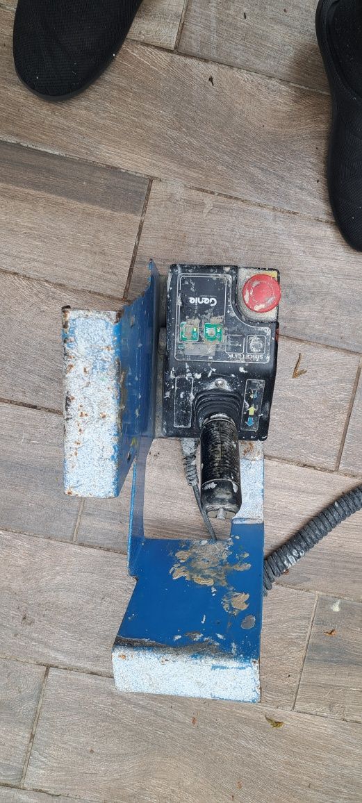 Pilot/joystick pulpit sterowniczy GENI SMART