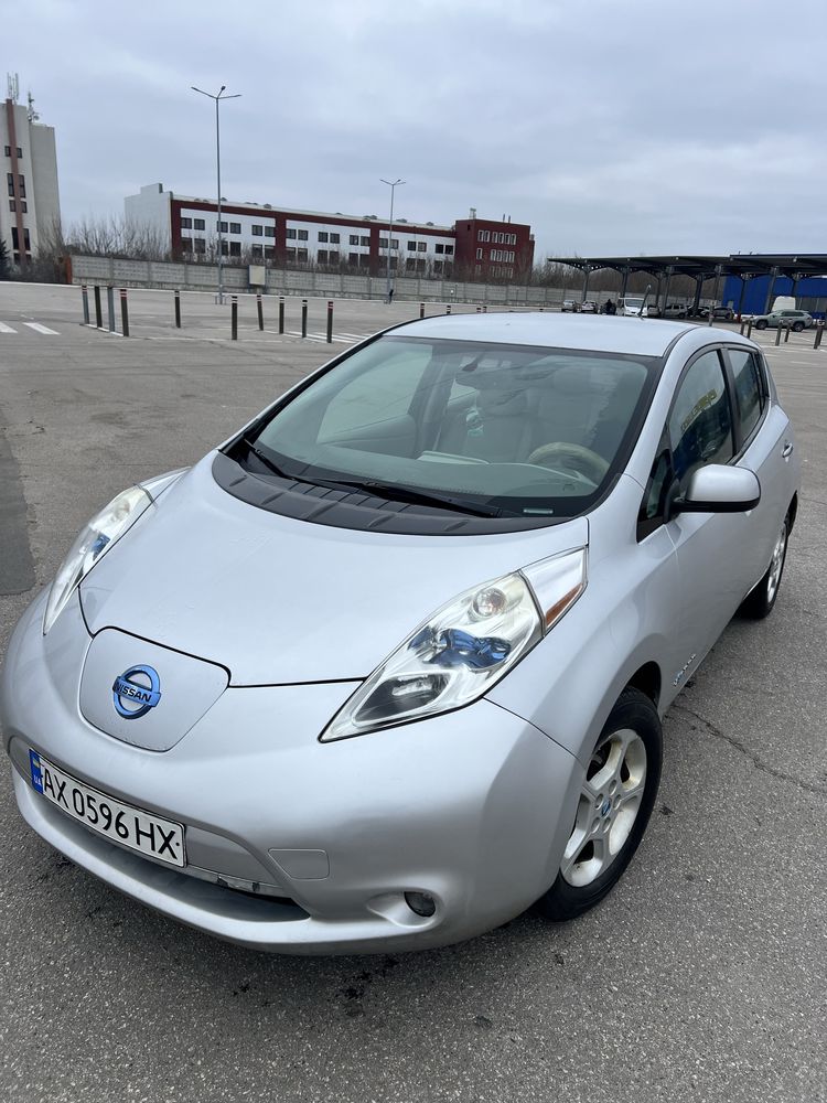 Продам Nissan leaf. Ниссан лиф