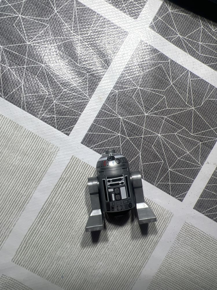 LEGO star wars R2-Q2