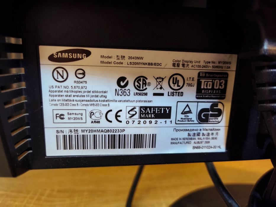 Монітор Samsung SyncMaster 2043NW