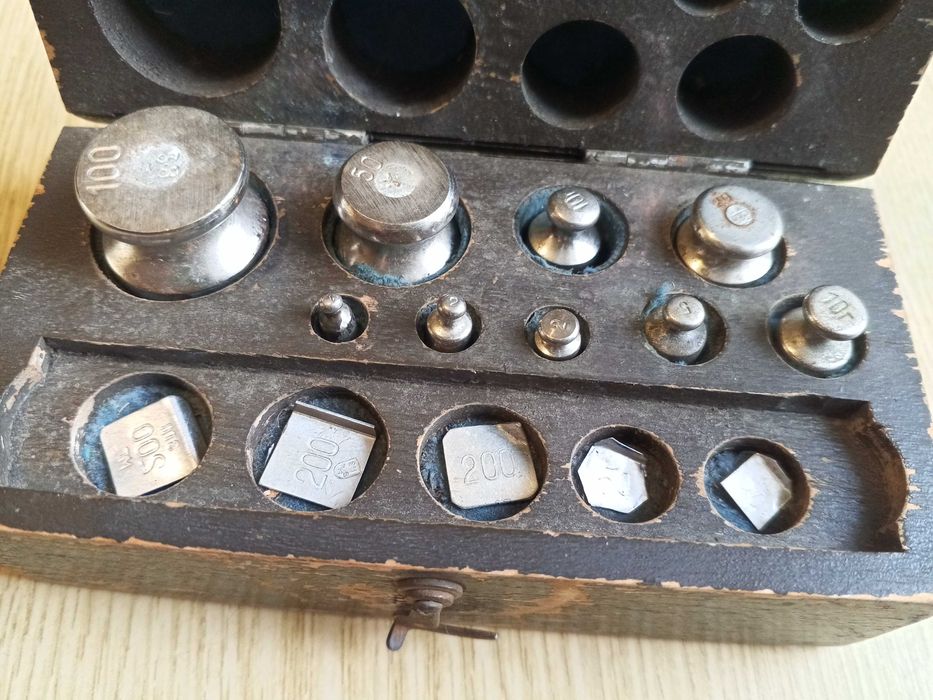 Набор гирь к бытовым весам 1-100грм