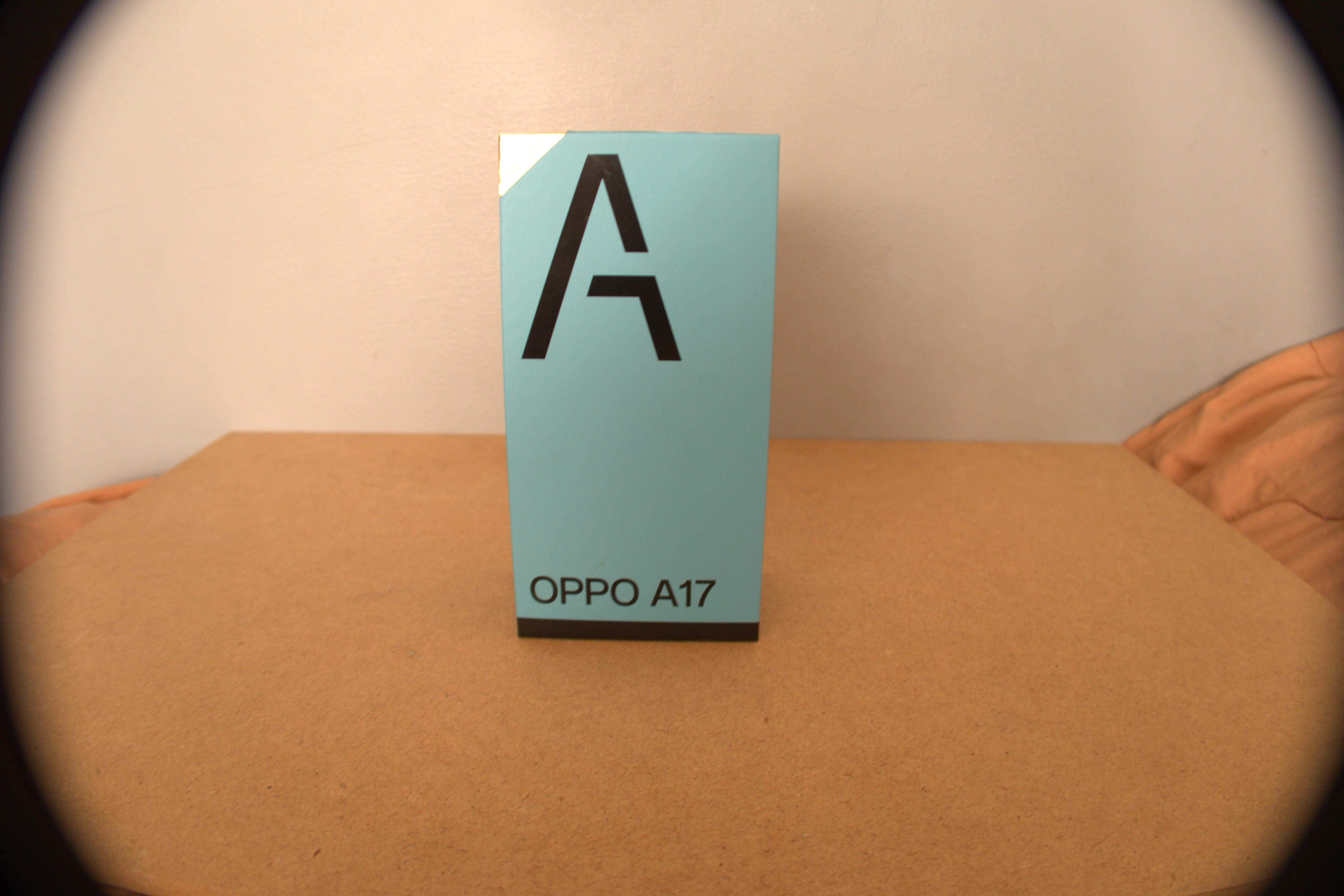 Smartphone OPPO A17 (6.52'' - 4 GB - 64 GB - Preto) - Selado!!