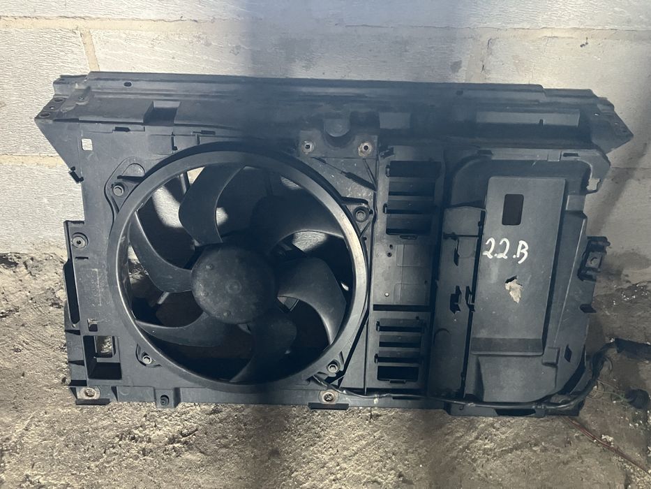 Pas przedni wentylator peugeot 607 2.2B
