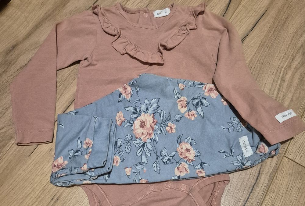 Ubranka NewBie body legginsy dresy 86