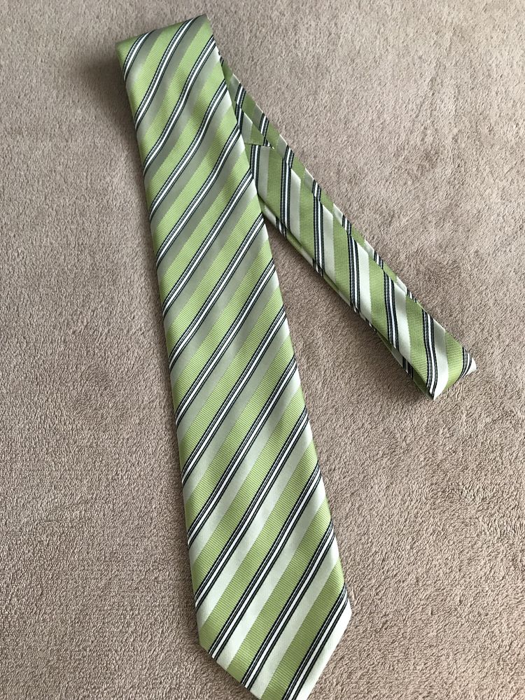 Zielono srebrny krawat męski w paski żakardowy