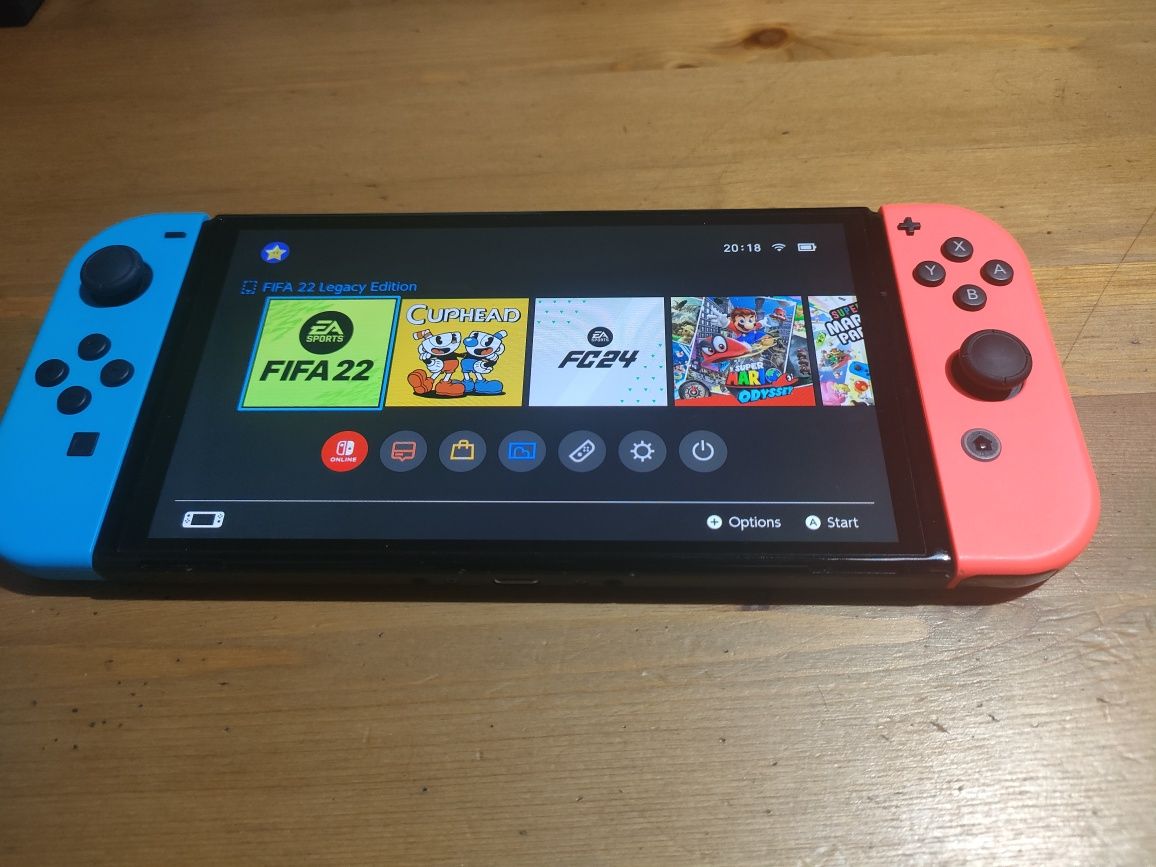 Konsola Nintendo Switch OLED