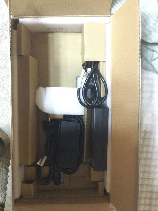 Lenovo ThinkPad Carbon X1 (gen. 7), core i7, 16GB + stacja dokująca