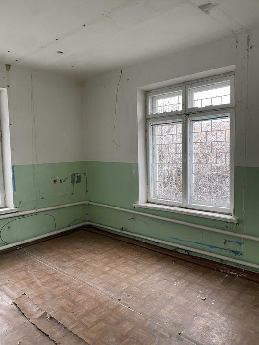 Комерційне приміщення 128м2 + гараж. 16 кВт, газ, вода. Ділянка 26 сот