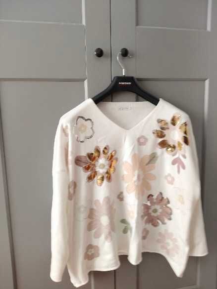 Sweter piękny kobiecy włoski