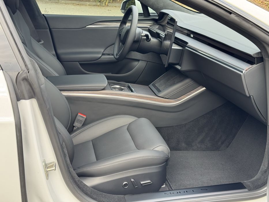 Tesla Model S Long Range