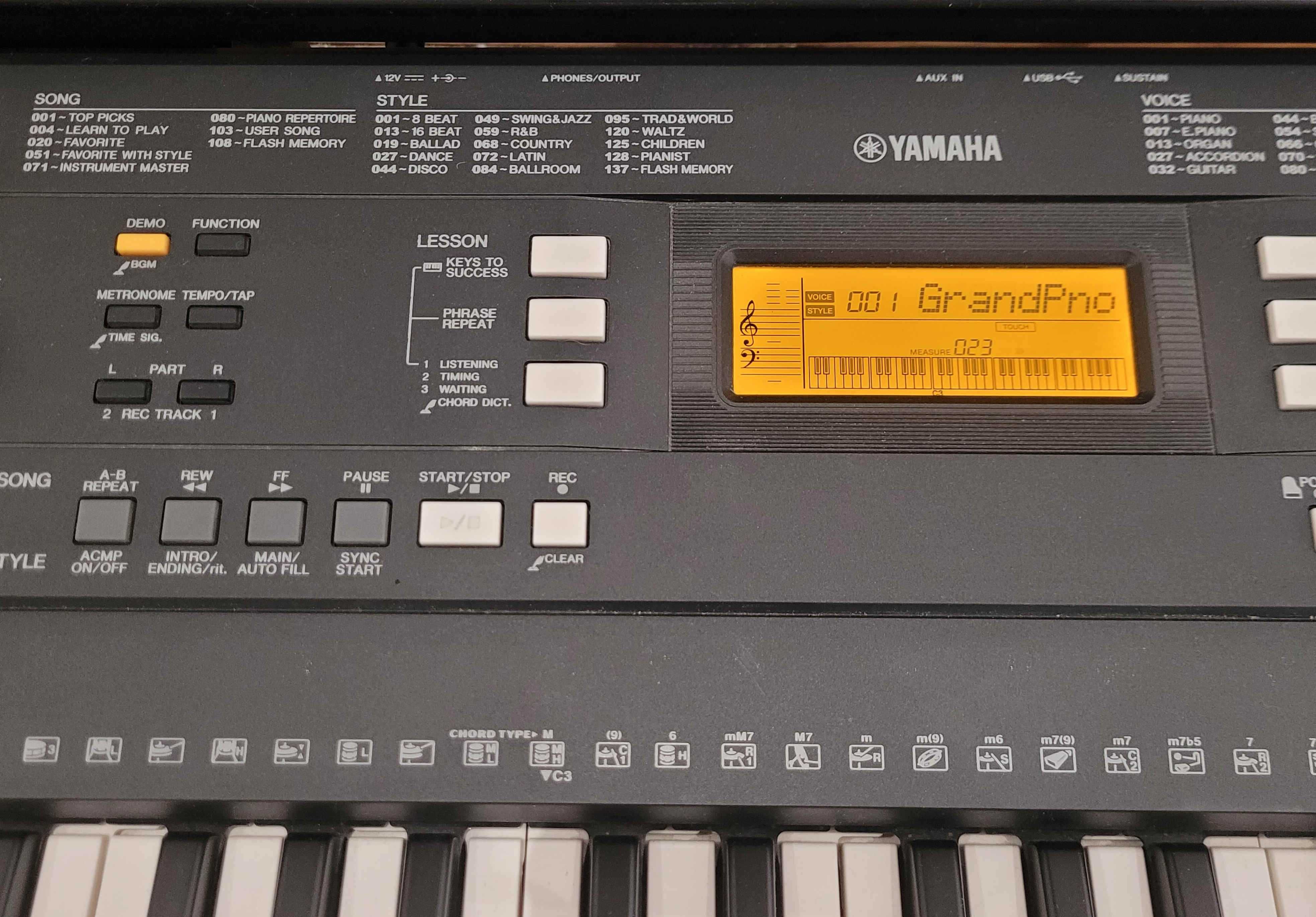 Klawisze Keyboard Organy Yamaha PSR E343 Pudełko