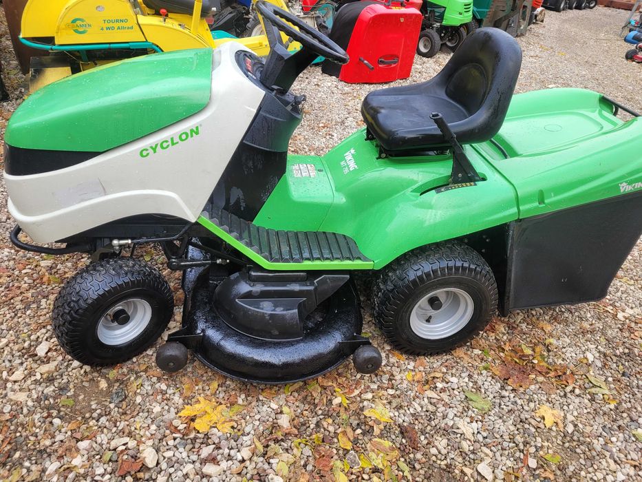 Traktorek kosiarka Viking MT795 hydr V-Twin Briggs. Kosa 122 Polecam