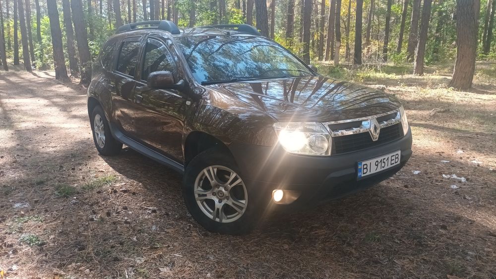 Renault Duster 1.6 газ/бензин.
