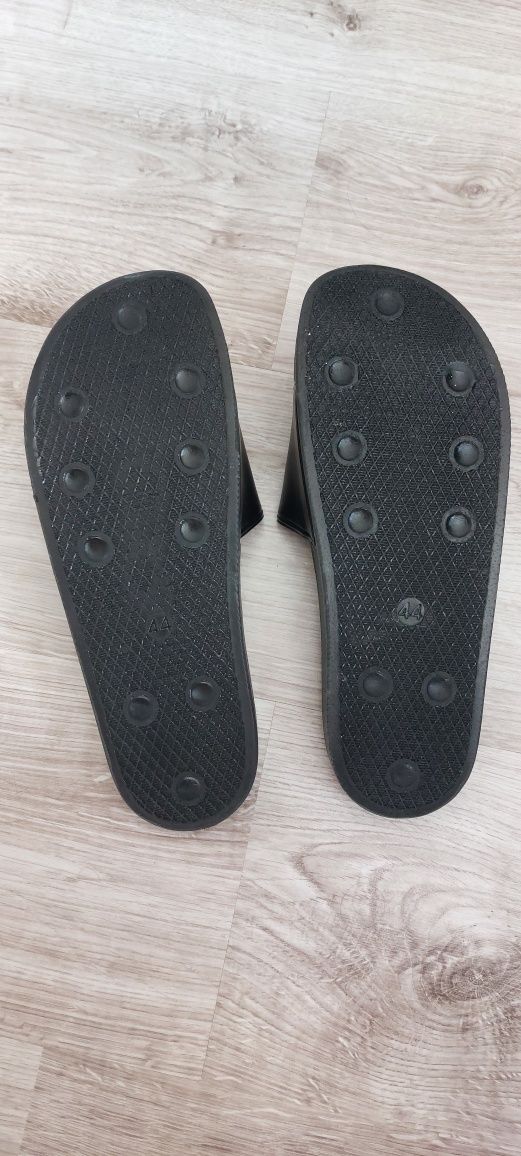 Klapki adidas nowe rozmiar 44