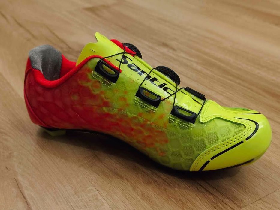 Sapatos de estrada Santic Alpha 2.0 Carbon