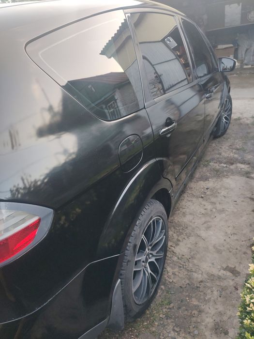 Продам Форд Smax 2006р 2.0 бензин Мінівен 7 міст Все працює