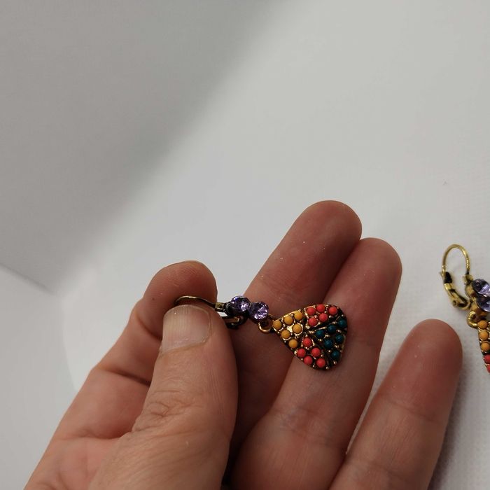 BRINCOS (8) 1 unid- 3€; 2 unid- 4€; 3 unid- 5€