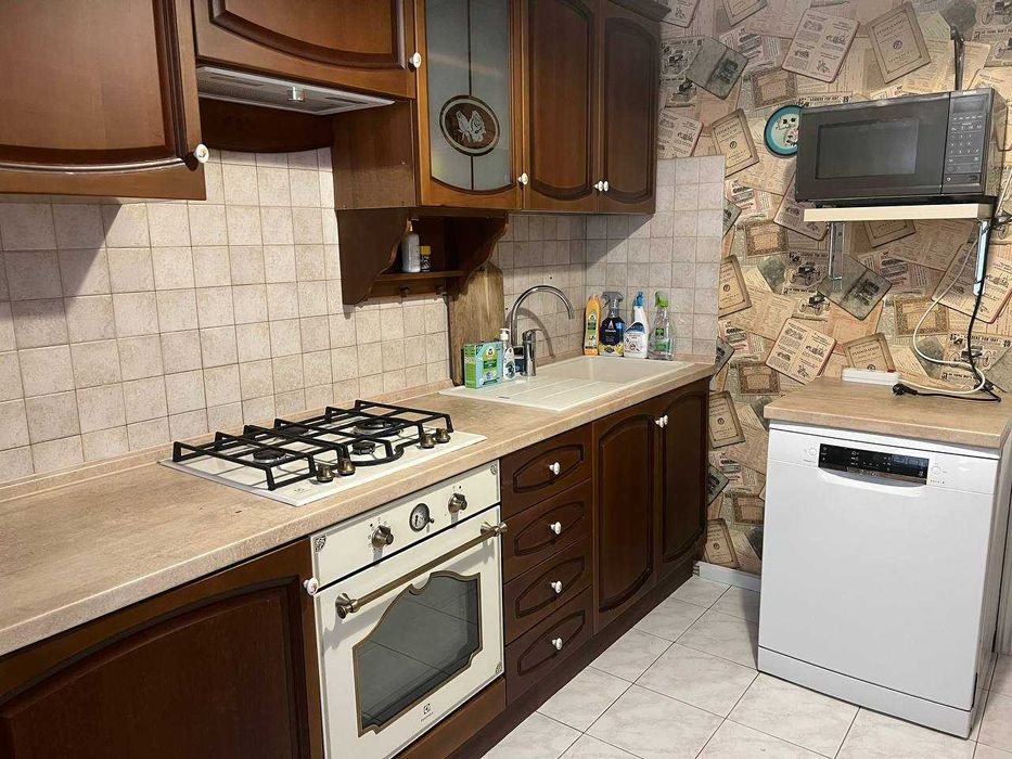 Таирова Продам двухкомнатную квартиру  Сити центр L.D