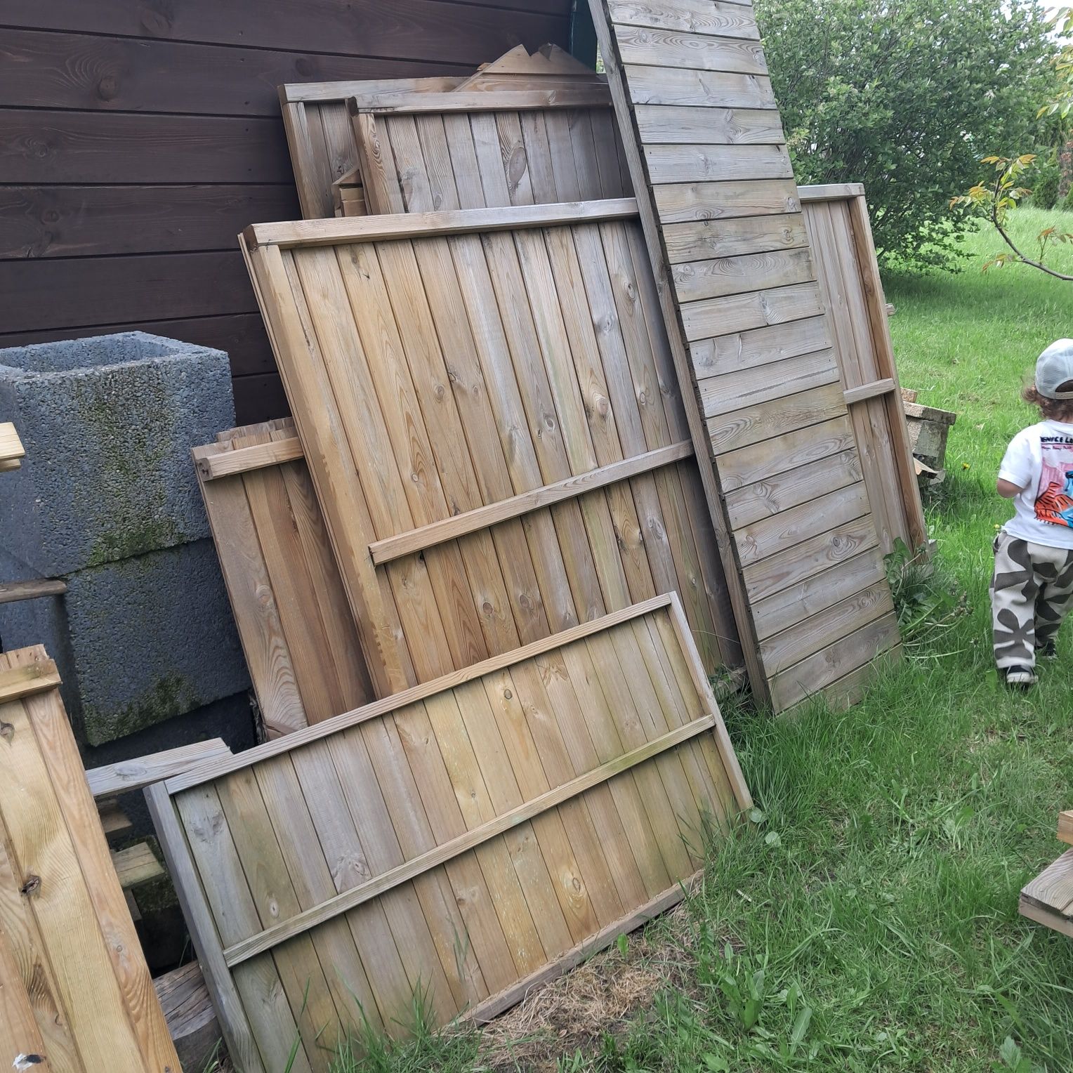 Drewniany domek ogrodowy dla dzieci Jakob