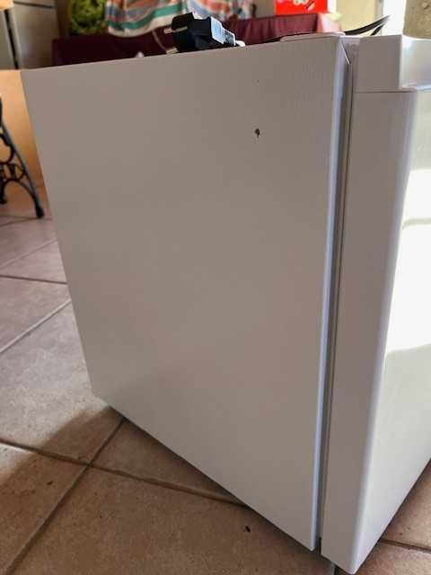 Frigorífico Mini Bar KUNFT KMB9119 WH
