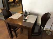 Stoliki do restauracji  80x80 podrstawa lite drewno