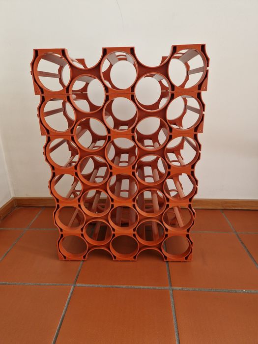 Garrafeira empilhável em PVC para 30 garrafas