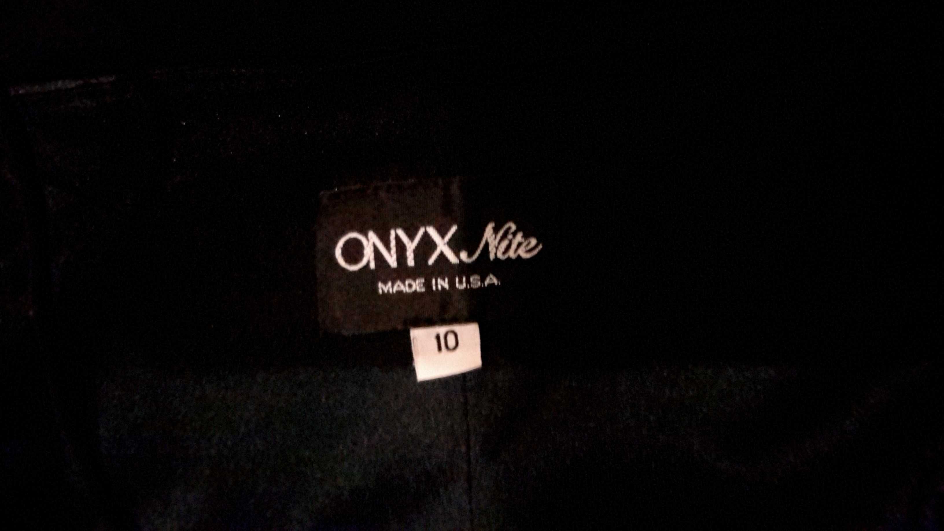 Sukienka mała czarna na ramiączkach rozmiar S firmy Onyx Nite