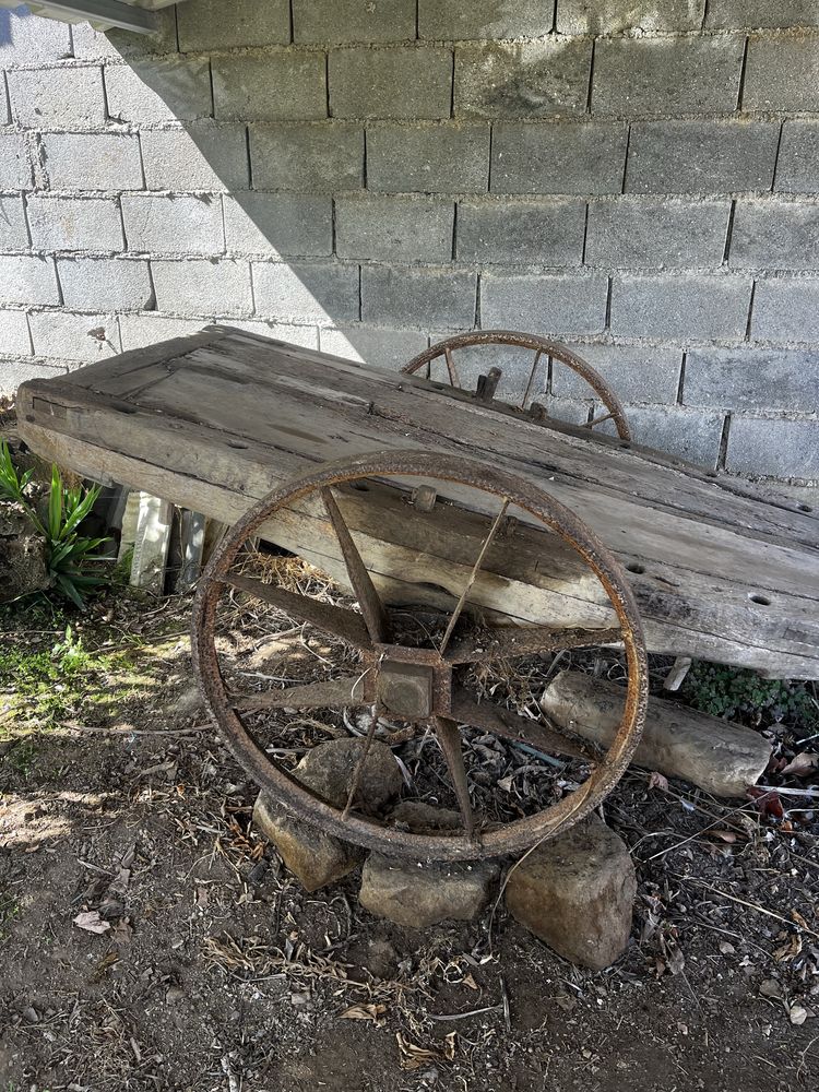 Carro de bois para restauro