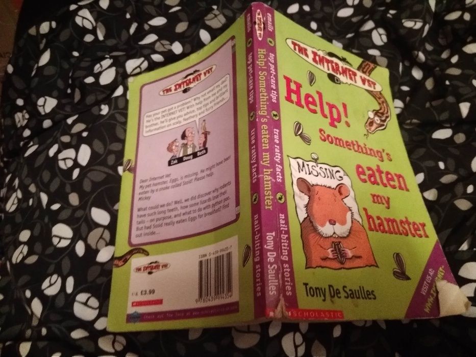книга английский Help! Something's Eaten My Hamster!Tony De Saulles