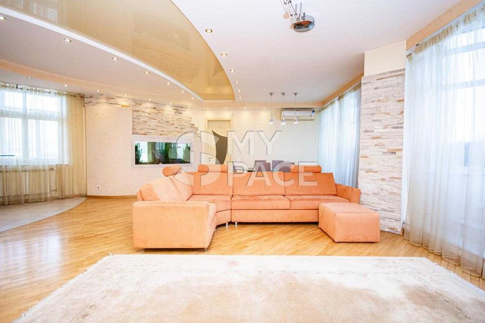 4к. з терасою 253м2 Володимирська Тарасівська Саксаганського Центр