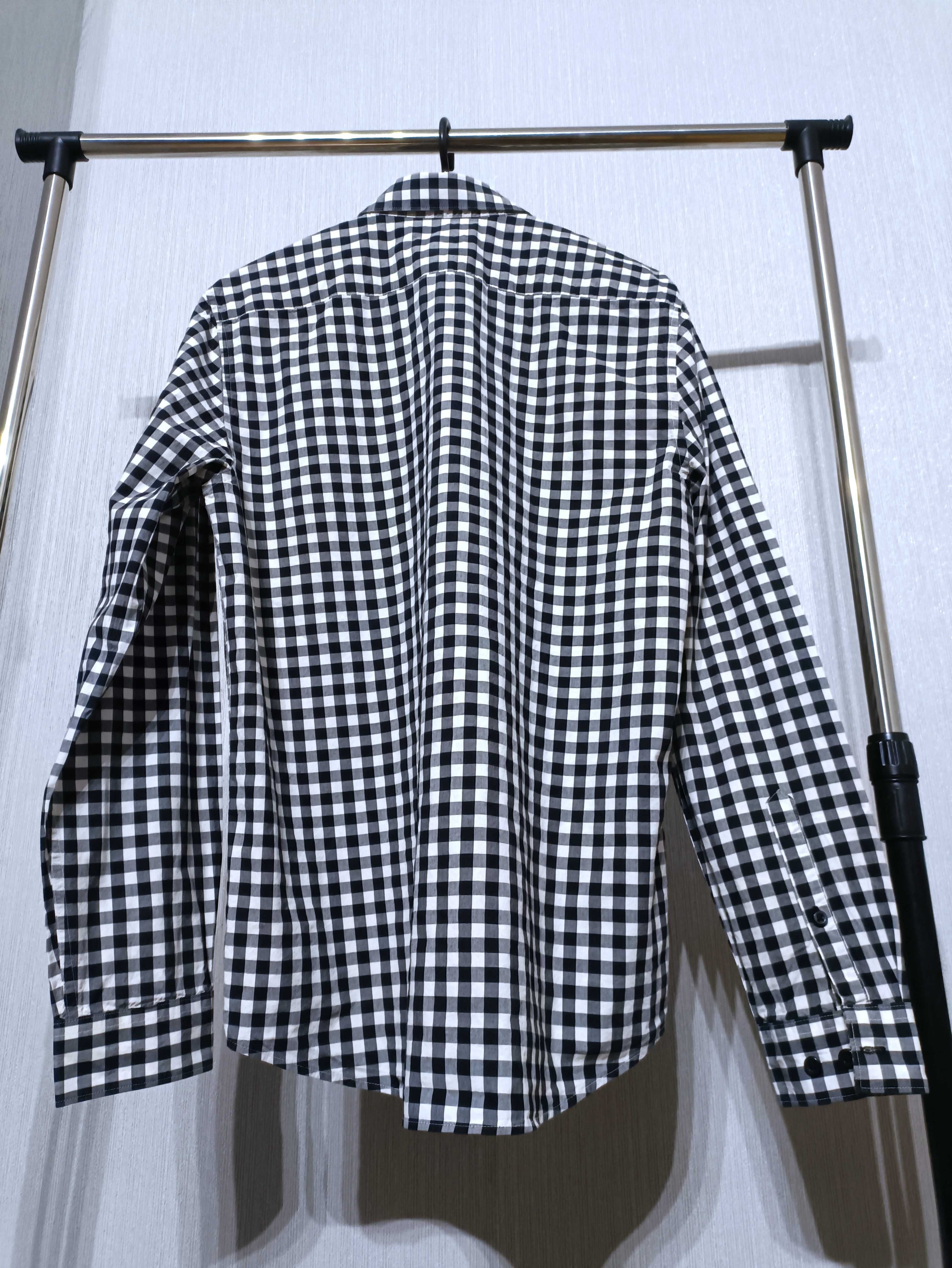 H&M męska koszula biało-czarna w kratkę roz. M stan bardzo dobry.
