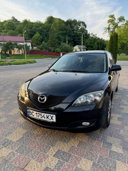MAZDA 3 доглянута, обслужена, надійна