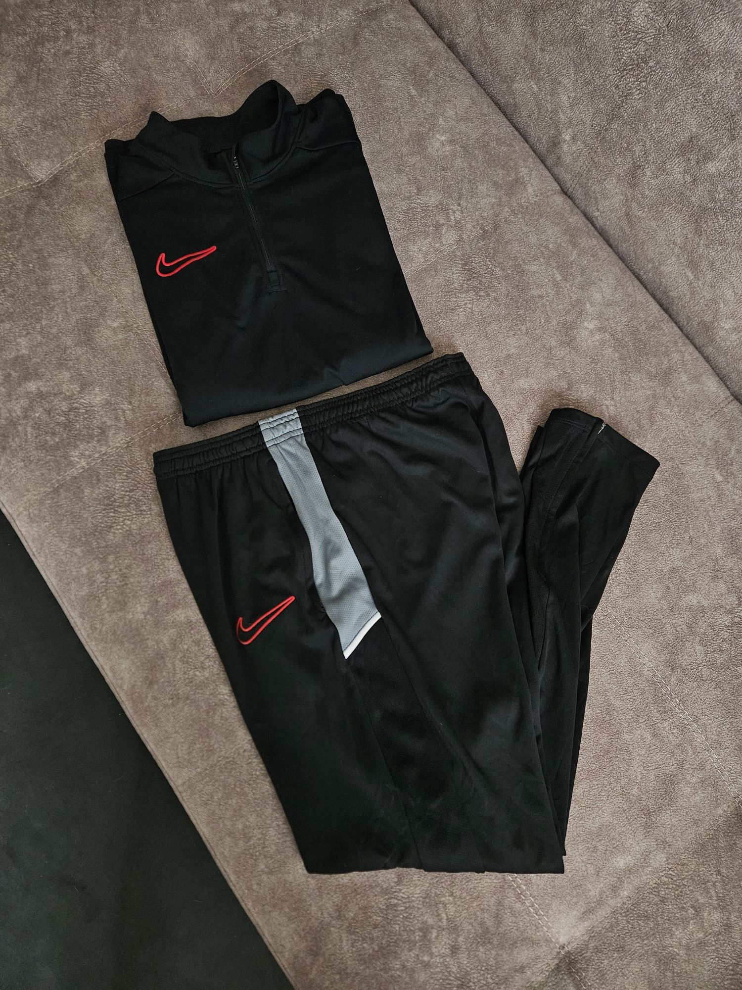 Спортивний,тренувальний костюм NIKE SPODNIE M NK DF ACD25 PANT