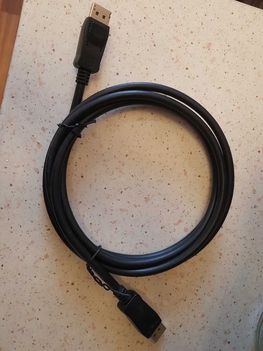 Кабель DisplayPort 2м