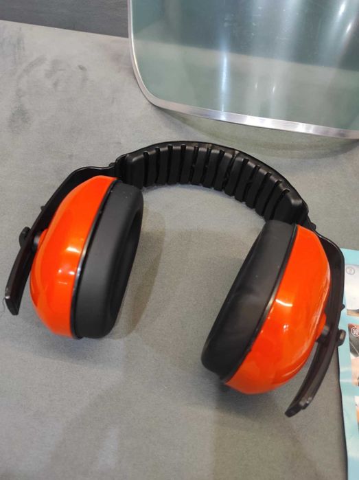 Zestaw ochronny do prac w ogrodzie, koszenia, cięcia piłą + nauszniki