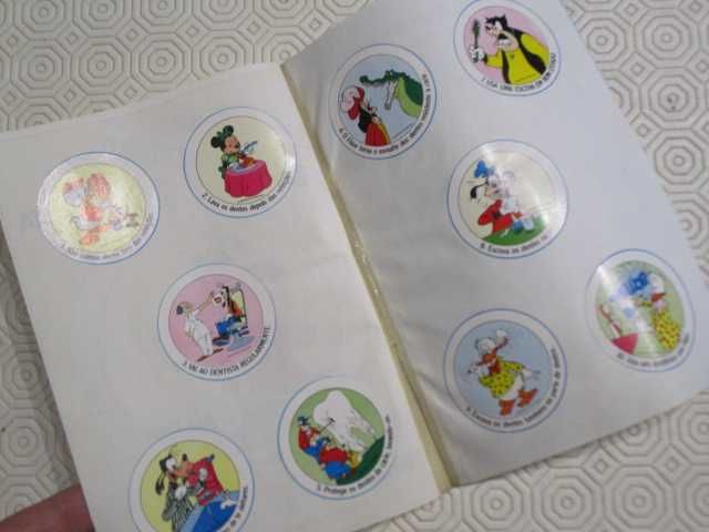 Muito rara caderneta Pepsodent Disney  Morumbi