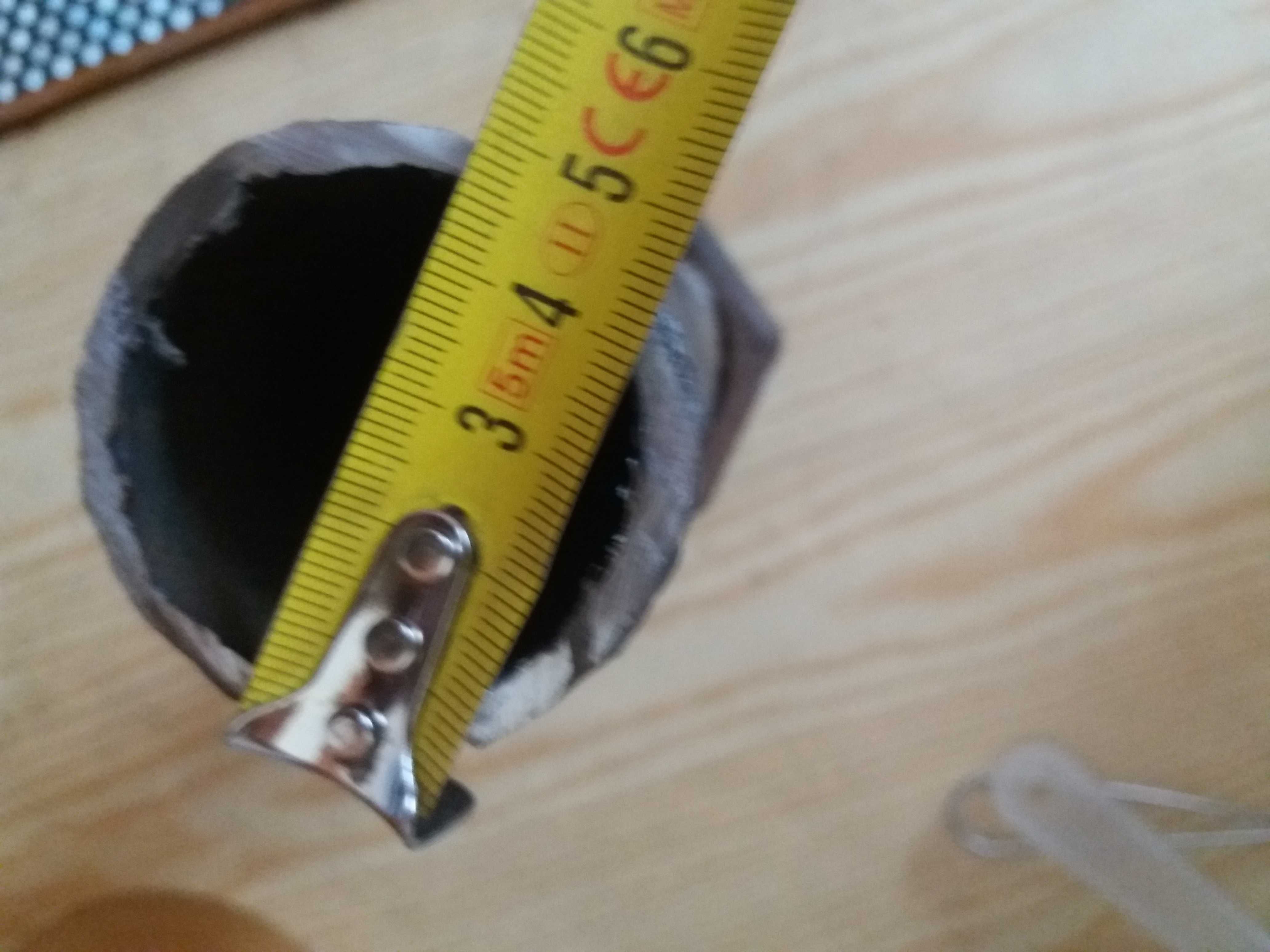 Duży śrubunek do pieca centralnego ogrzewania 10 zł