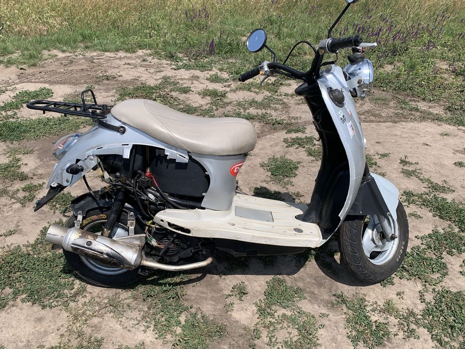 Скутер Viper vs retro 80 кубов