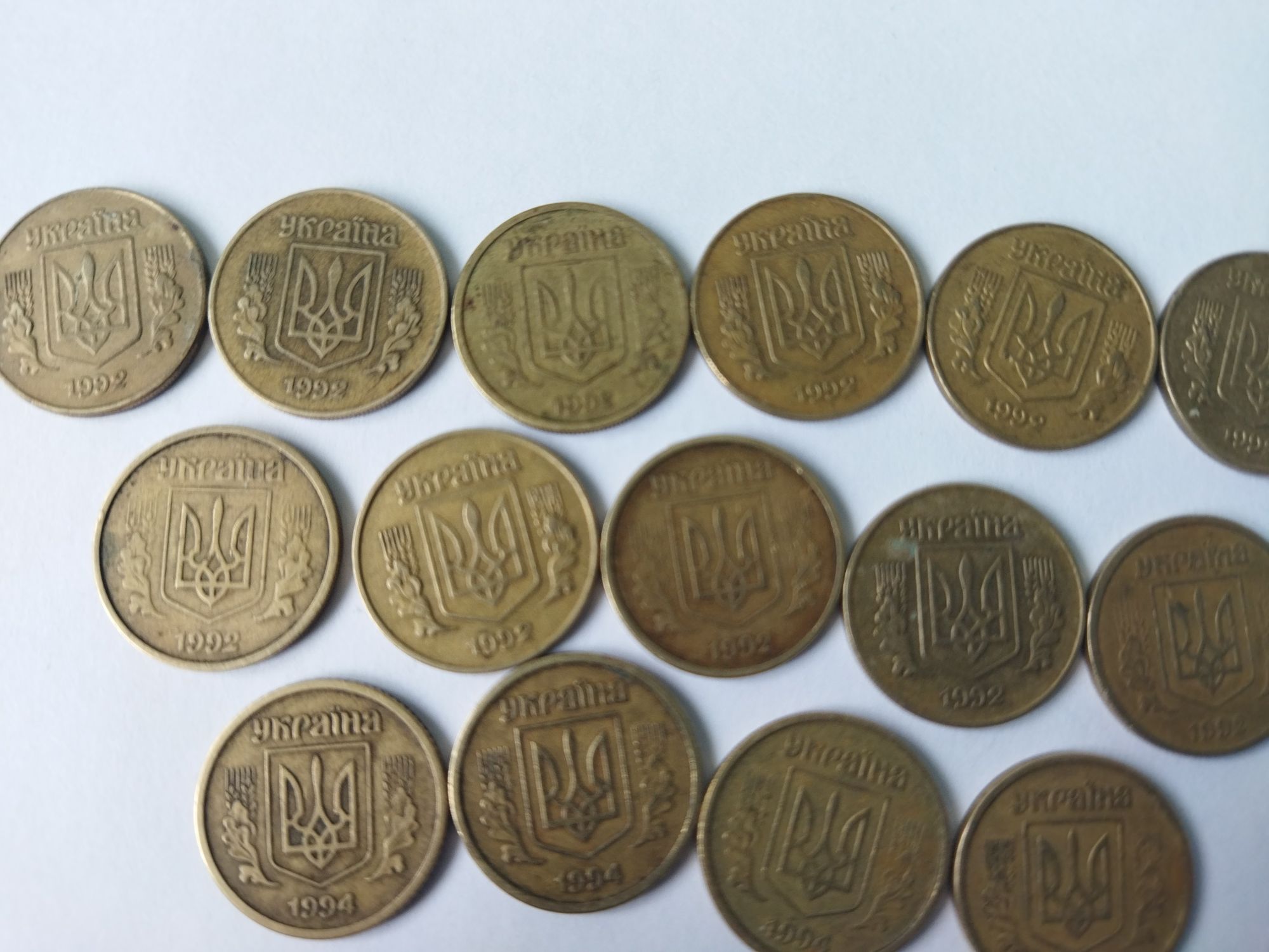 Продам монеты 25коп, 10коп 1992