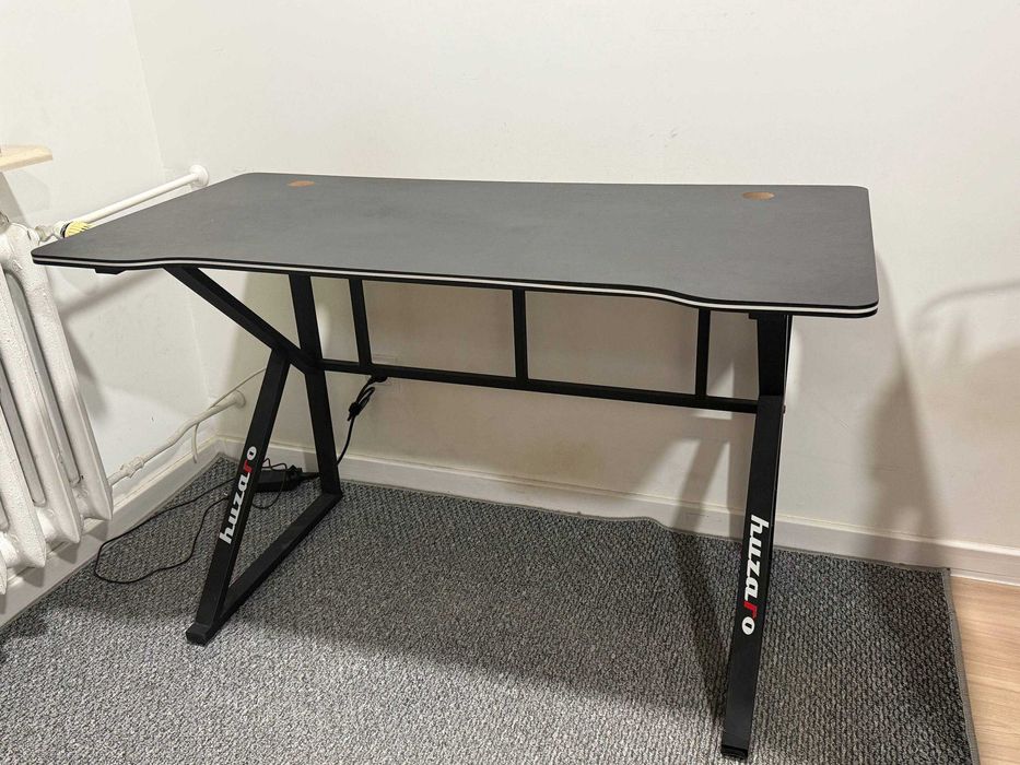 Biurko gamingowe HUZARO Hero 1.6 Czarny