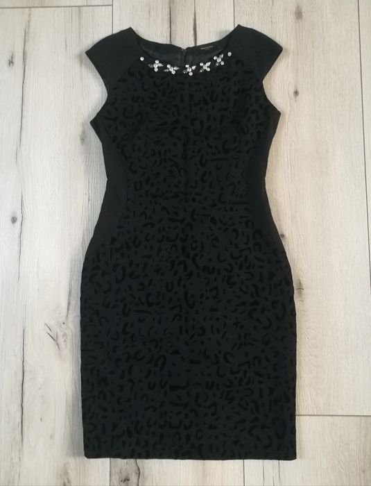 NOWA elegancka sukienka, mała czarna RESERVED 38