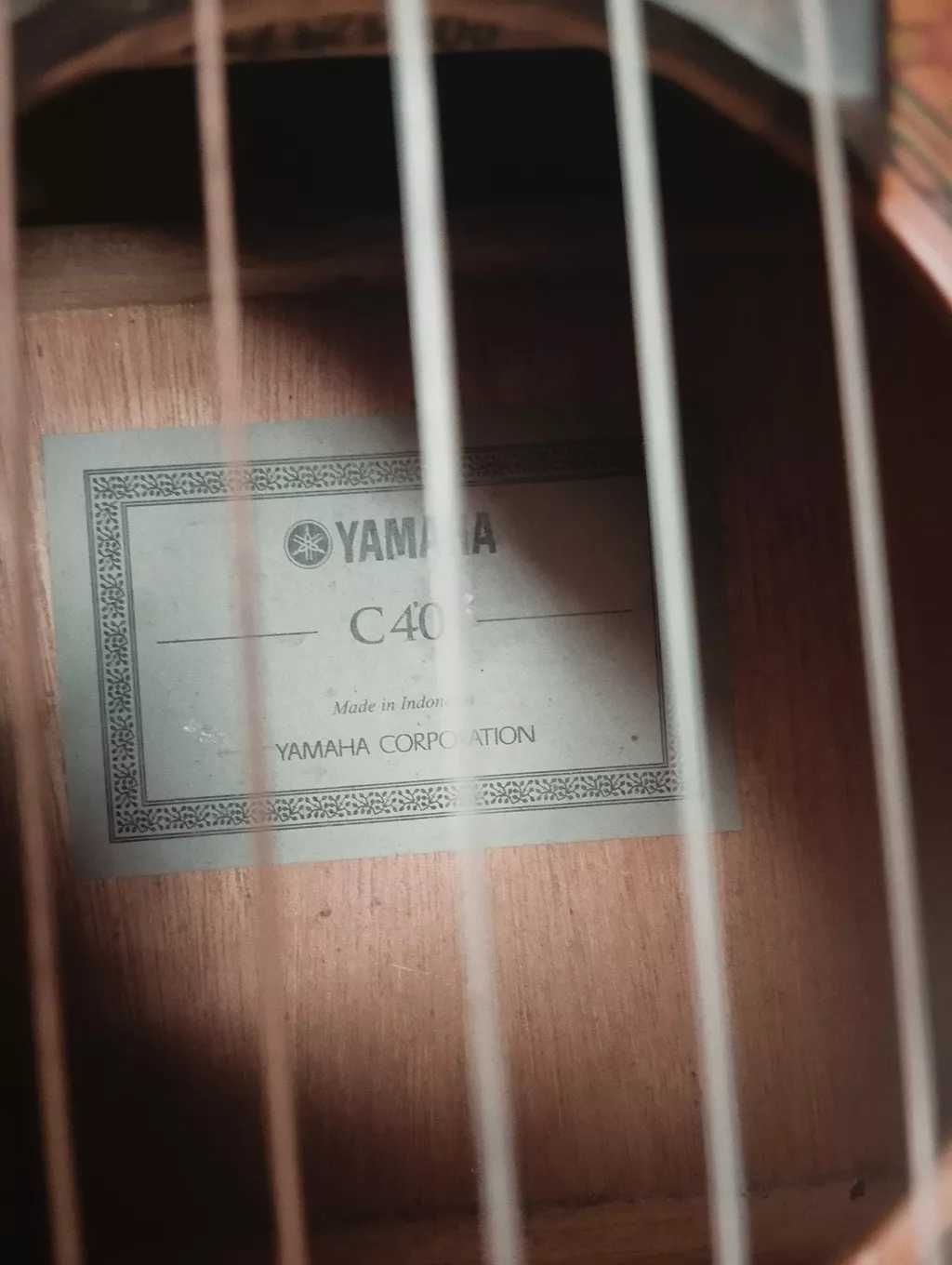 Гитара акустическая Yamaha/c40.