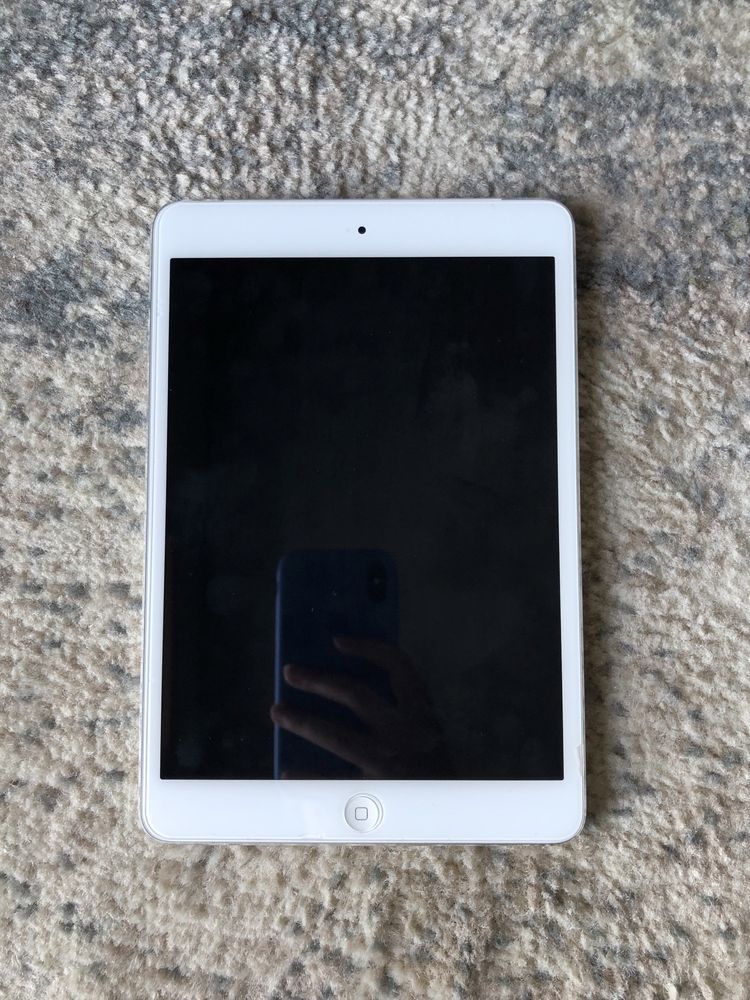Ipad Mini 2 com capa e pelicula de vidro protetora