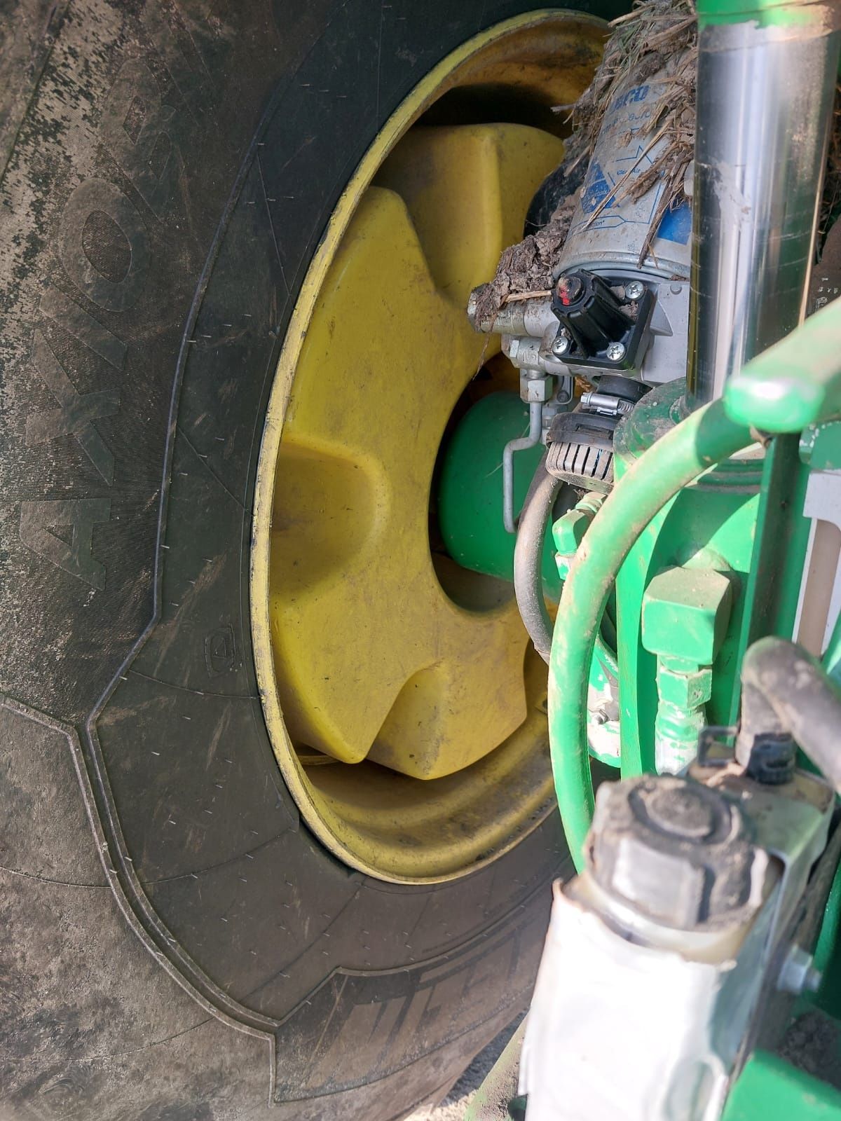 John Deere 7250R uszkodzona skrzynia