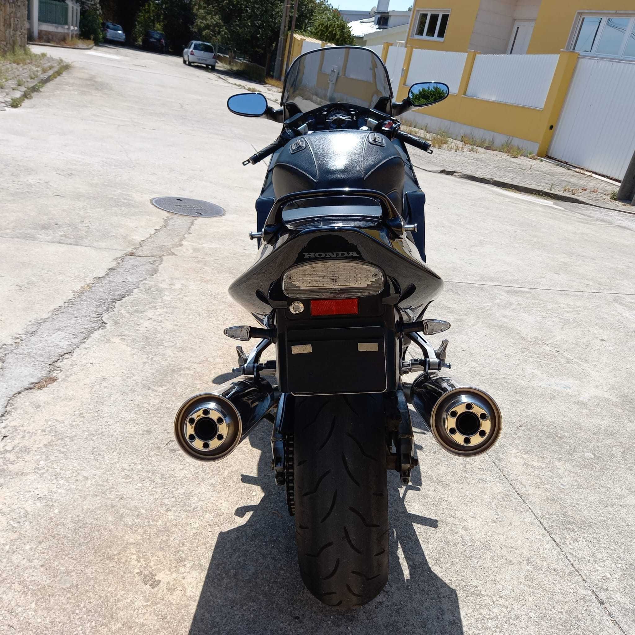 Honda CBR 1100XX Super Blackbird