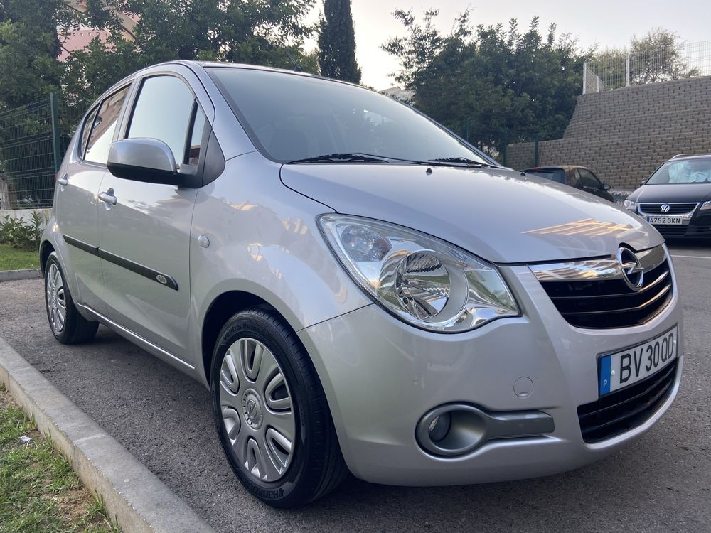 Opel Agila 1.2 • 86 cv • AC • 125 mil km • Multimidia • Camera de Ré