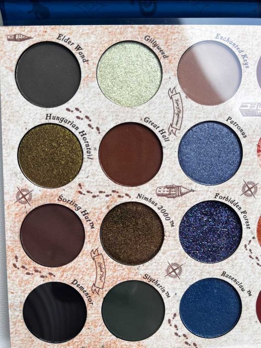 палетка Colourpop Back t0 Hogwarts