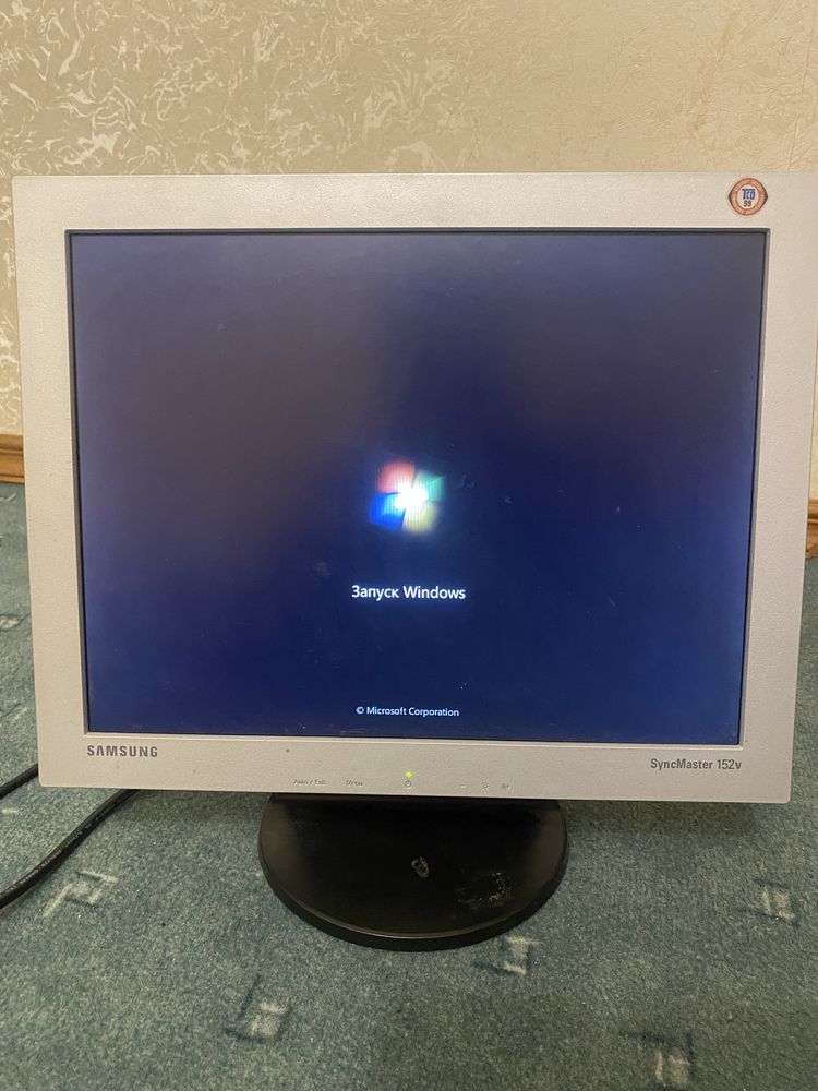 Монітор Samsung syncmaster 152v