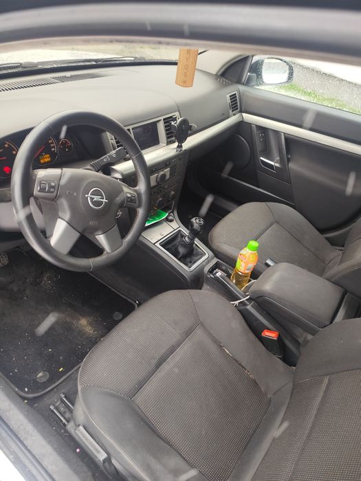 Opel signum 1.9cdti 150KM 2005r