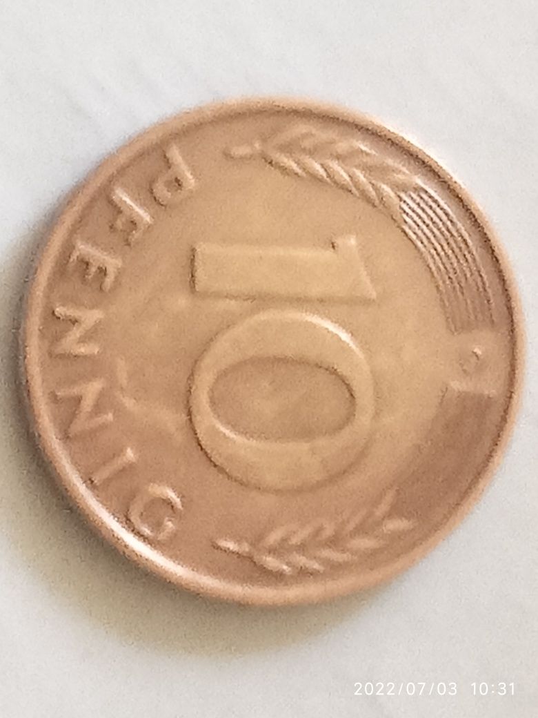 Монета 10 pfennig